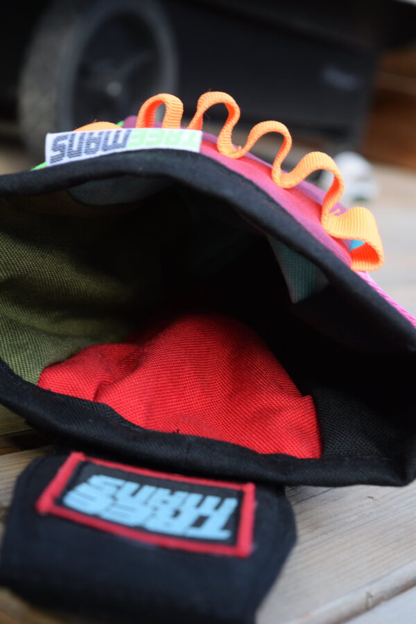 Treemans Nail Bag in Jester